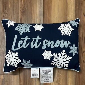 “Let it Snow” Pillow